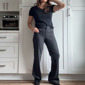 Club Monaco Women's Wool Blend Gray Pinstripe Dress Pants Size 6 Straight Leg